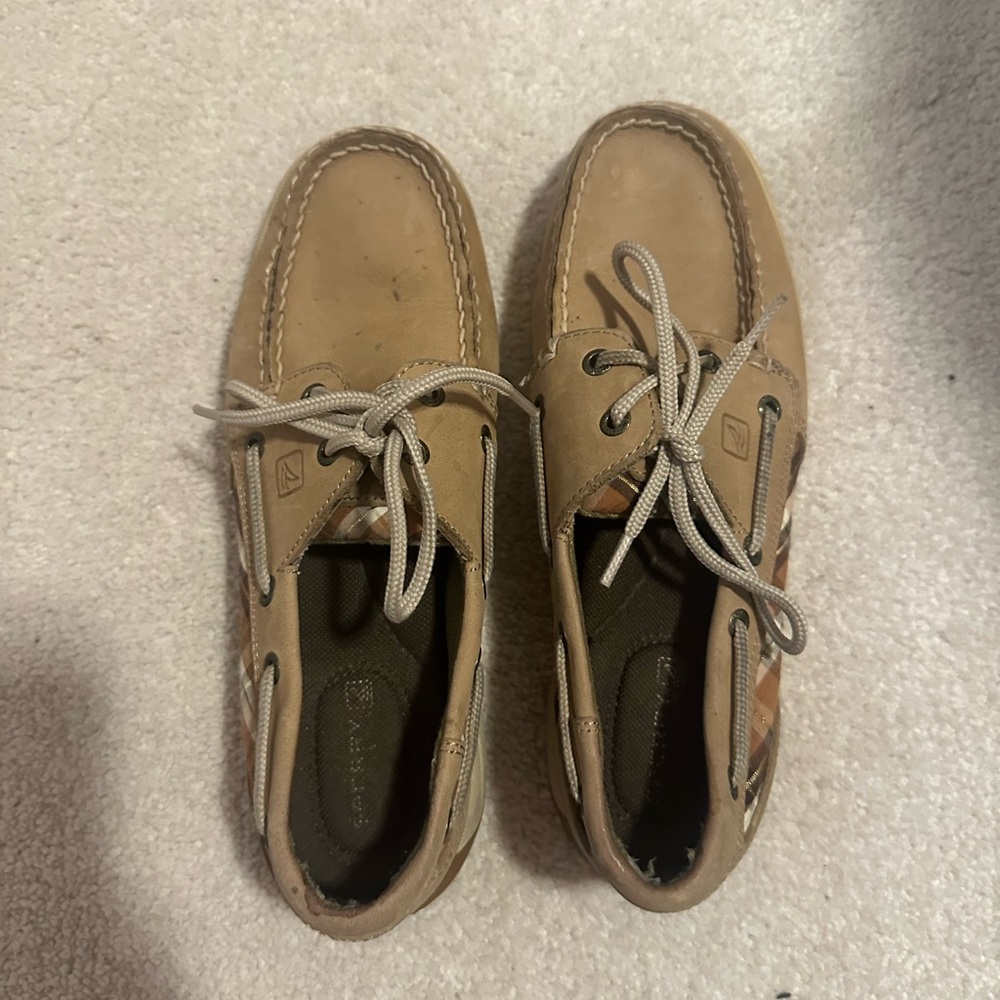 Sperry boat shoes